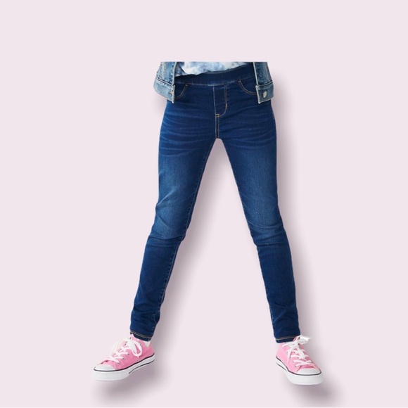 Bundle of 2 SO Girls Pull on Blue Light Acid Wash & Dark washed Blue Jeggings - Picture 3 of 10